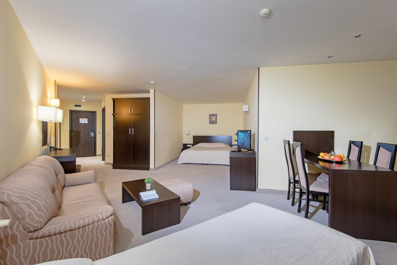 Hotel Bellevue Ski & Relax Παμπόροβο Εξωτερικό φωτογραφία